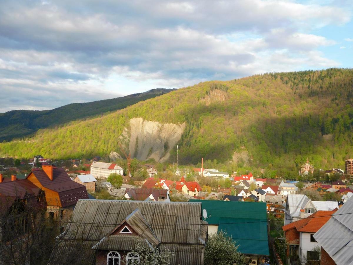 Glanz Cottage Jaremtsje Eksteriør bilde