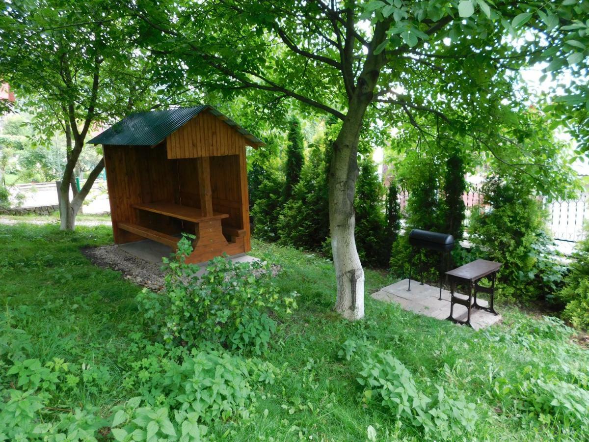 Glanz Cottage Jaremtsje Eksteriør bilde