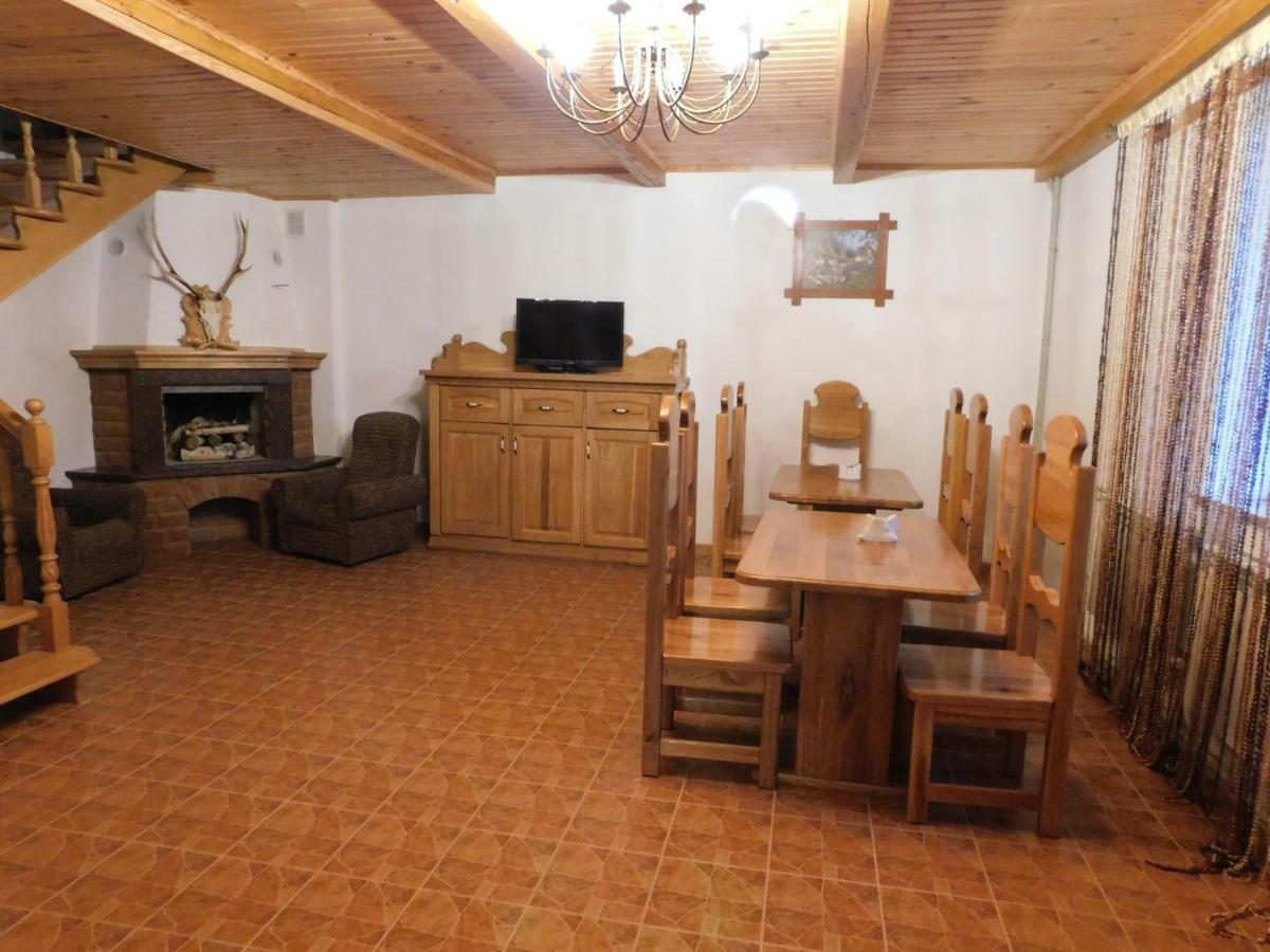 Glanz Cottage Jaremtsje Eksteriør bilde