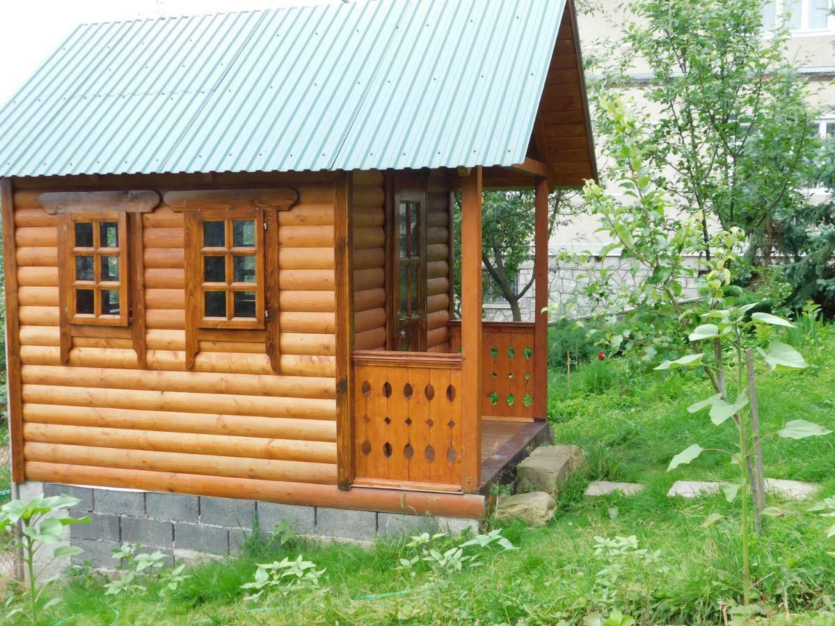 Glanz Cottage Jaremtsje Eksteriør bilde